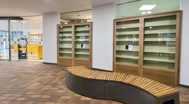 Verkaufsvitrine Buchholzer Höfe